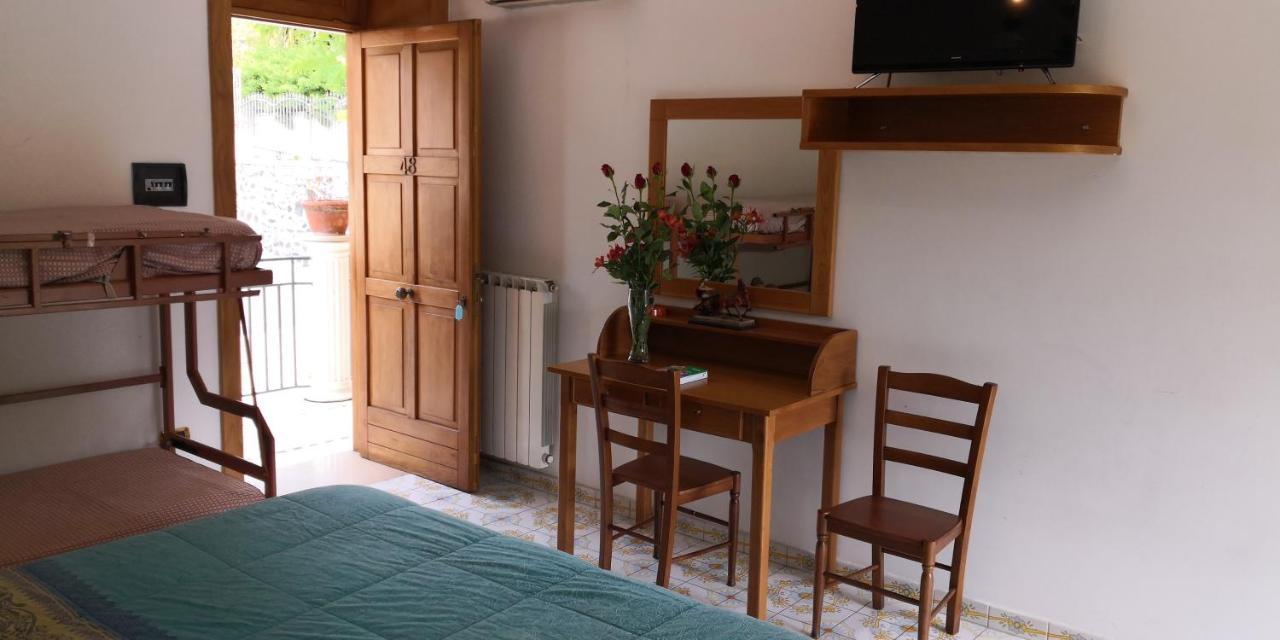 "Villa Pompei" Camere Familiari Exterior foto